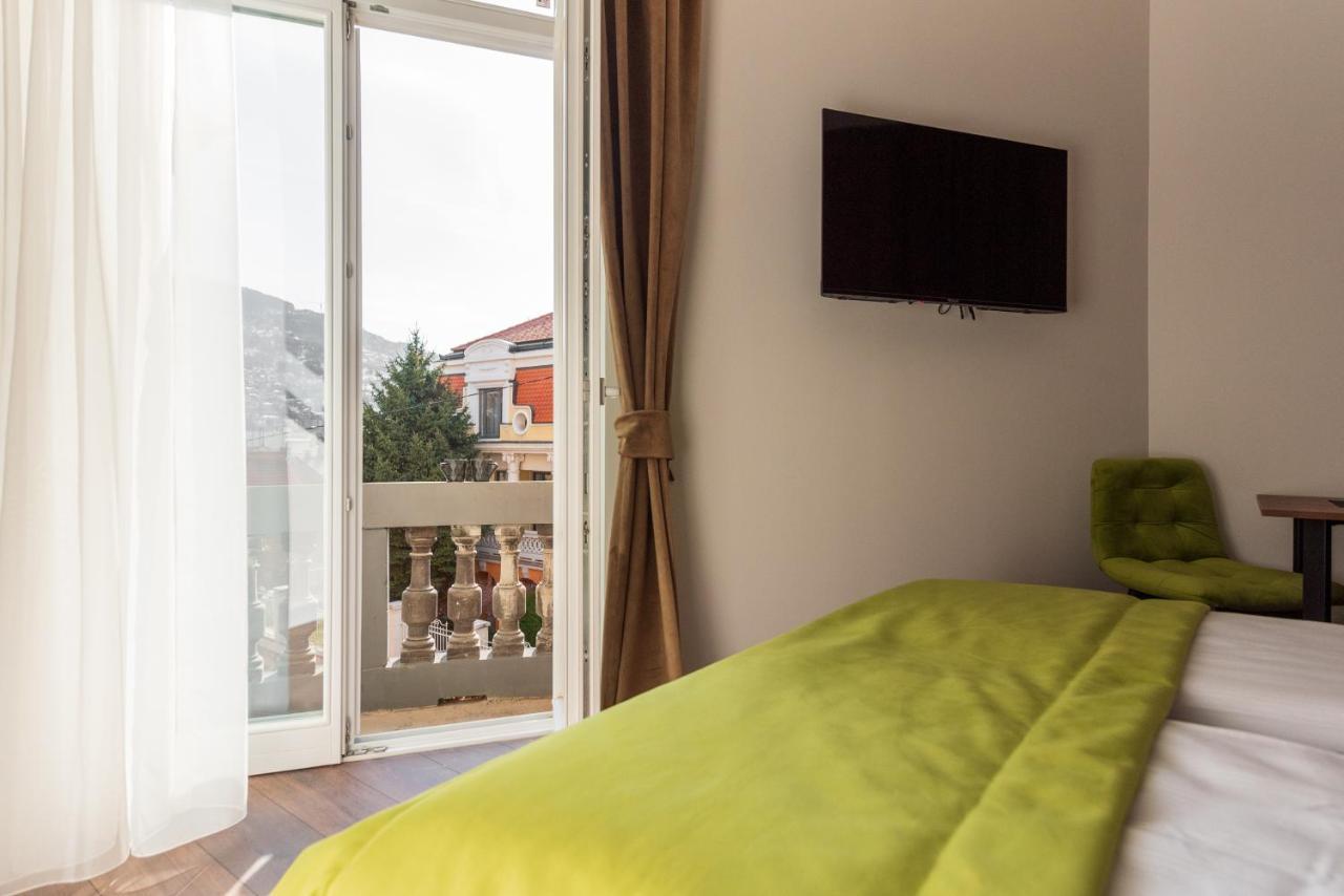 Apartments Emerald Free Garage Parking Sarajevo Ngoại thất bức ảnh